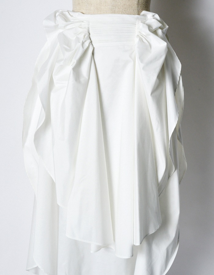 Sun & Moon Ruffle Skirt / white
