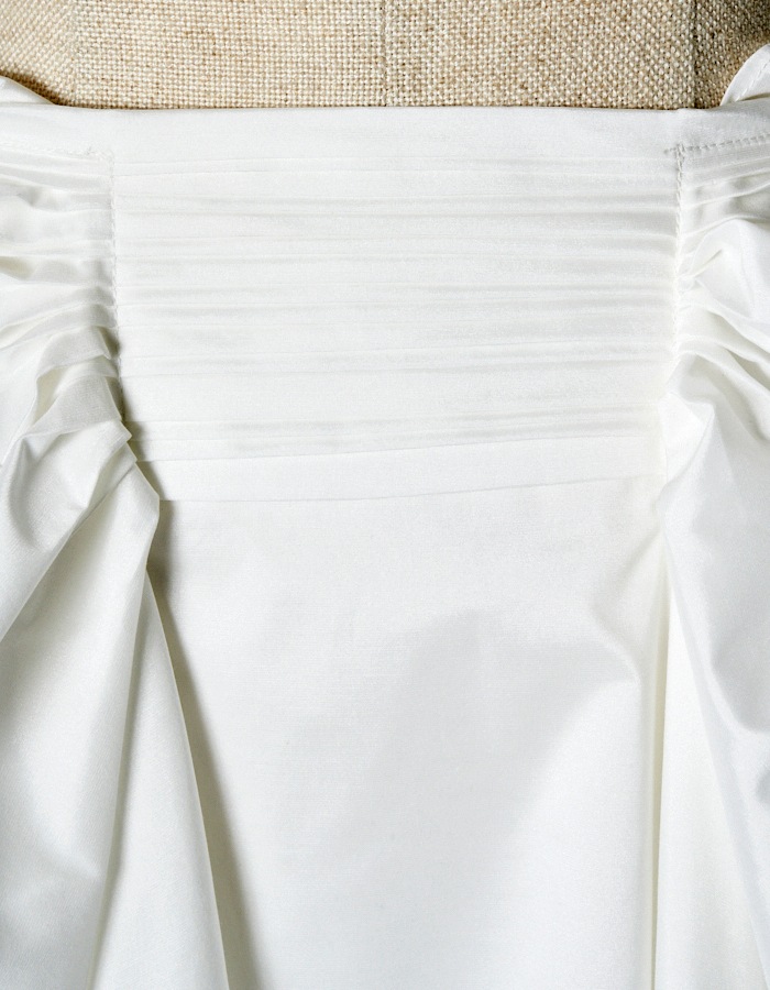 Sun & Moon Ruffle Skirt / white