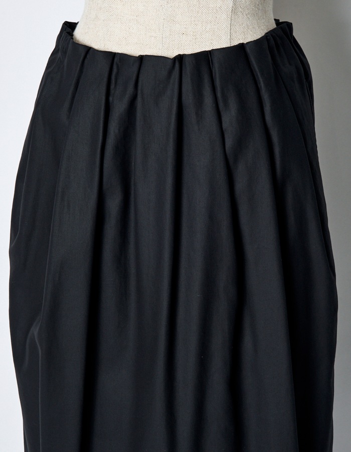 Tuck Gathered Skirt / black