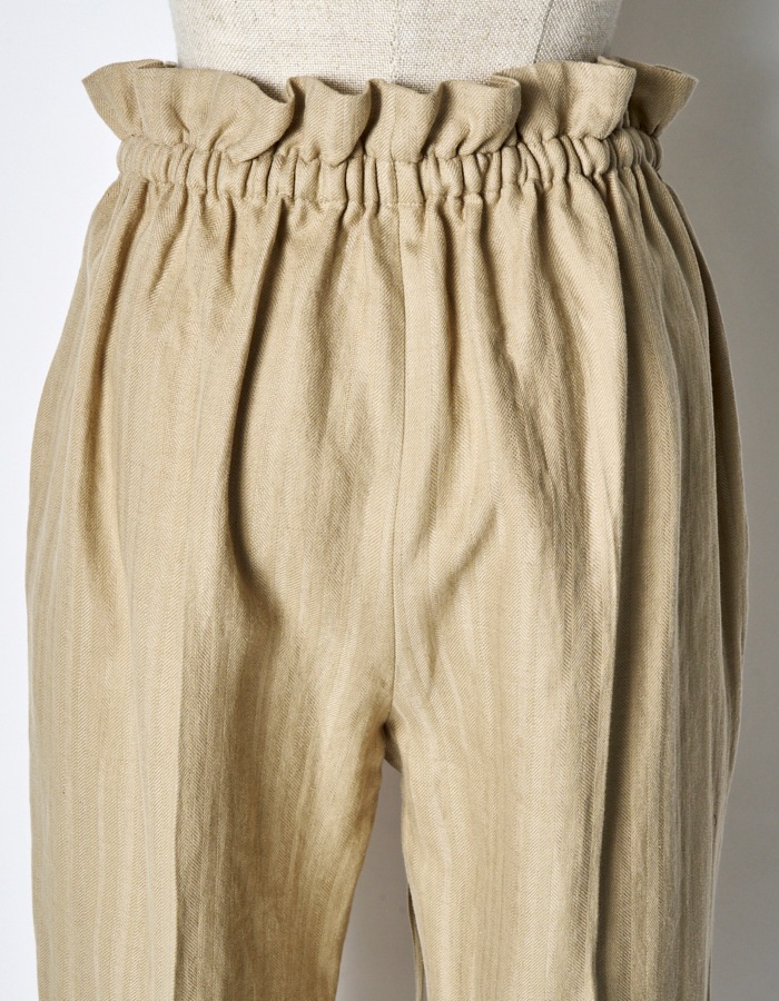 Gathered Tuck Wide Trousers / beige