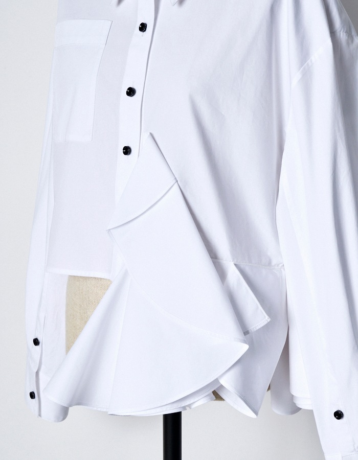 Cotton Moon Ruffle Shirt / white