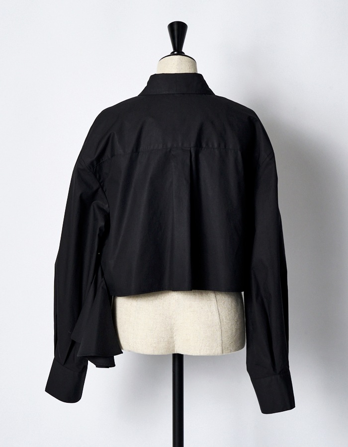 Cotton Moon Ruffle Shirt / black