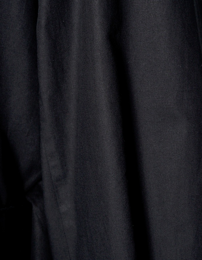 Cotton Moon Ruffle Shirt / black