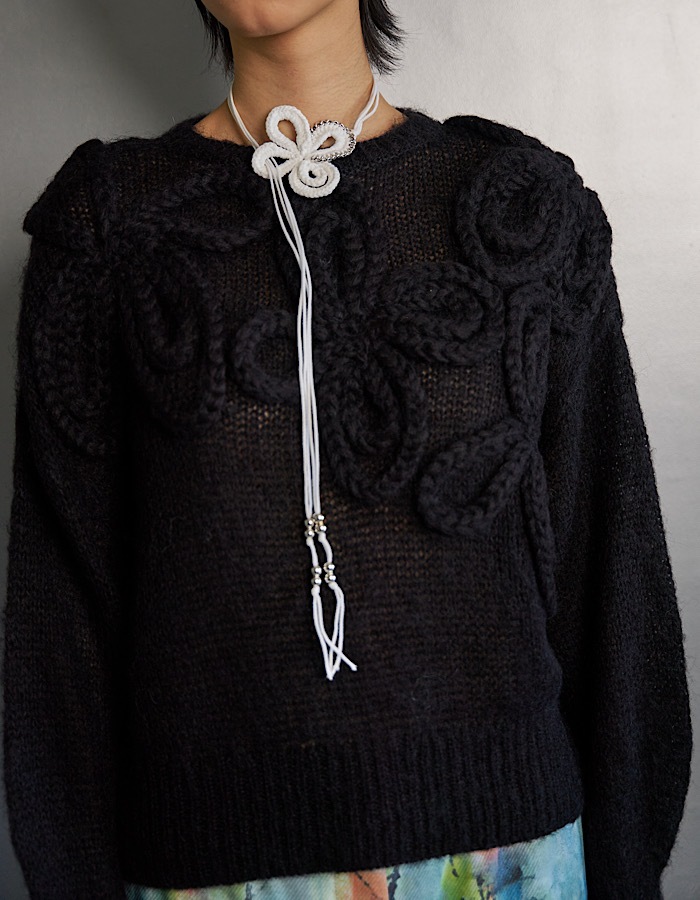 Chain Flower Knit Tops / black