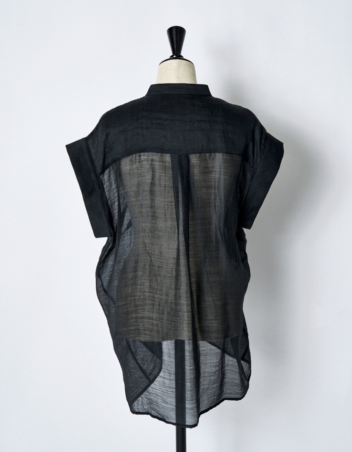 Layered Tuck Sleeveless Blouse / navy