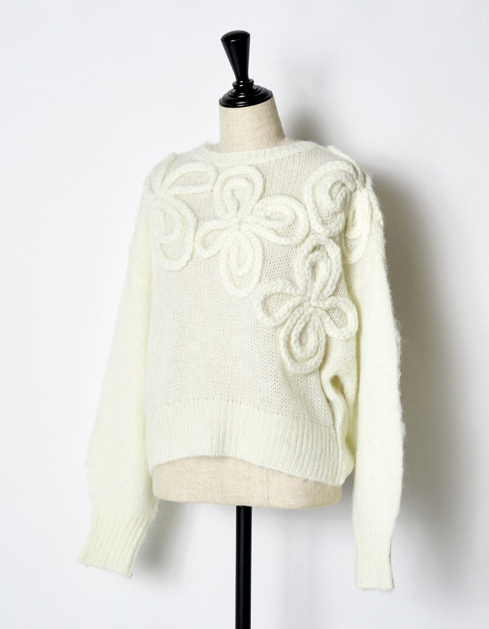 Chain Flower Knit Tops / white