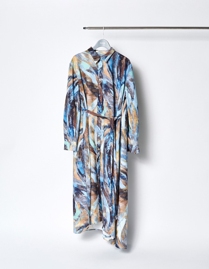 Wing Print Shirt Dress / blue