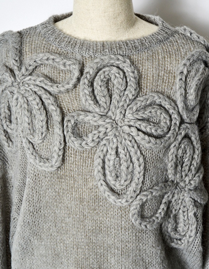 Chain Flower Knit Tops / gray