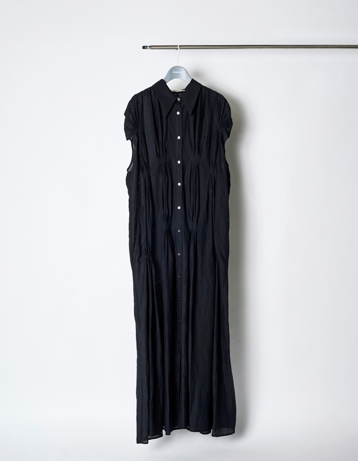 Bundled Tuck Dress / navy