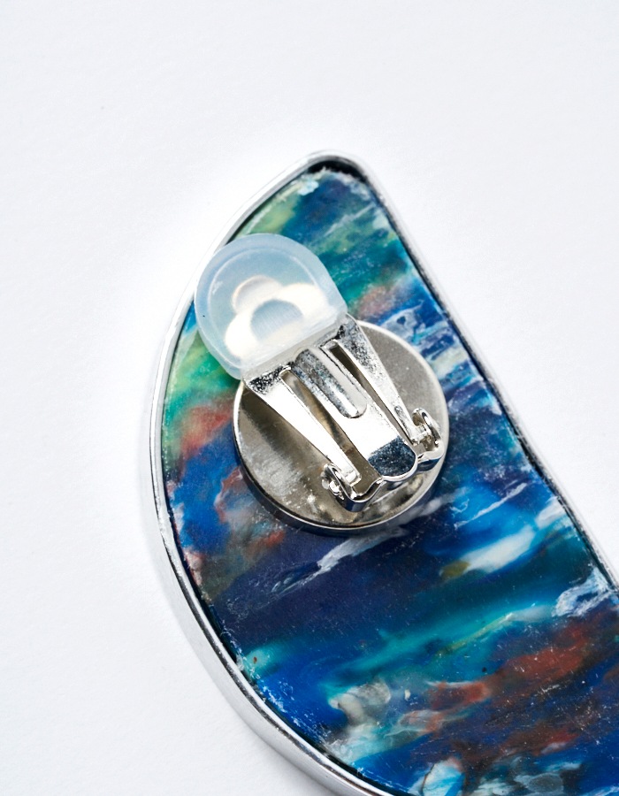 Ocean Plastic Moon Earrings / blue