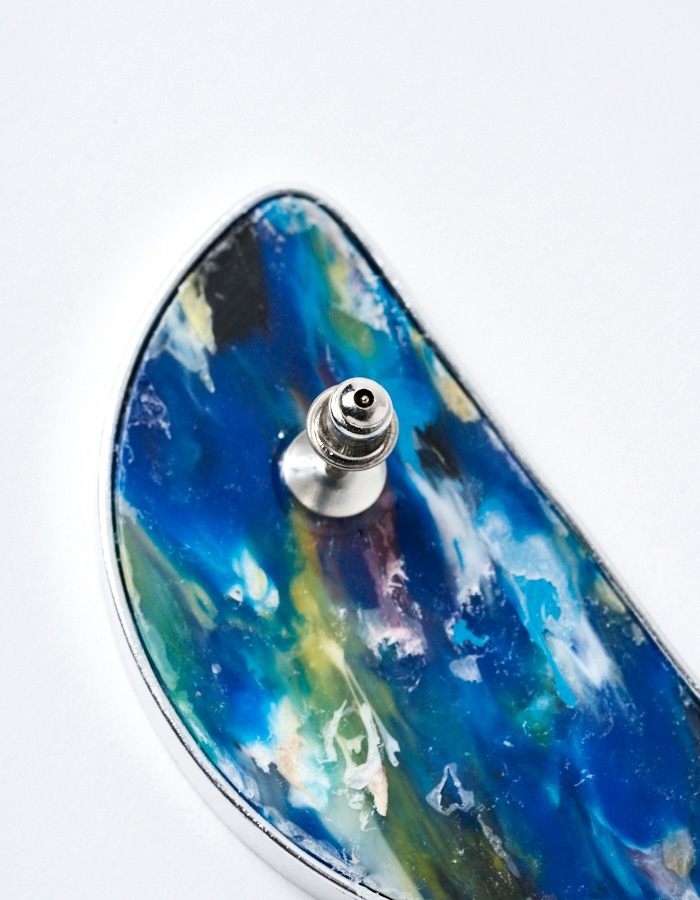 Ocean Plastic Moon Earrings / blue