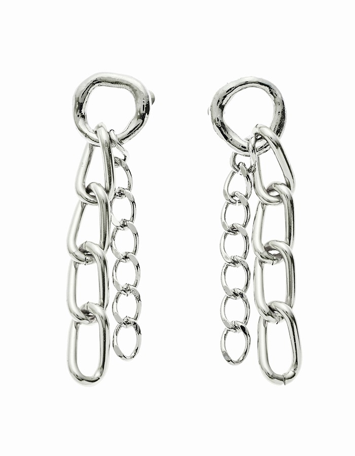 Chain Pierced Earrings / silver
