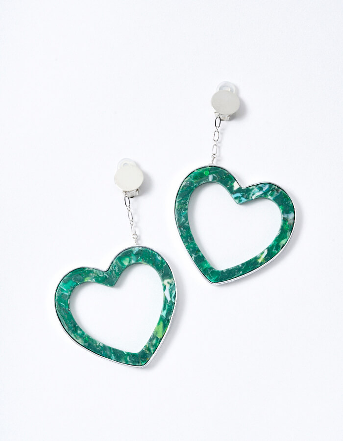 Ocean Plastic Heart Earrings / green