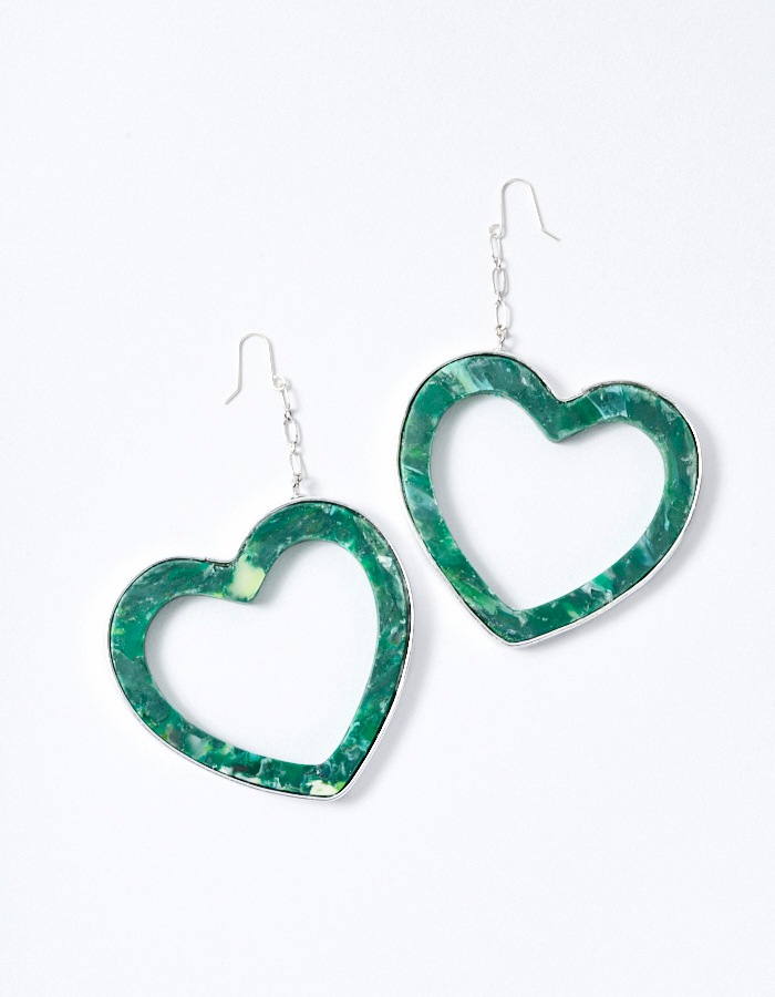 Ocean Plastic Heart Earrings / green