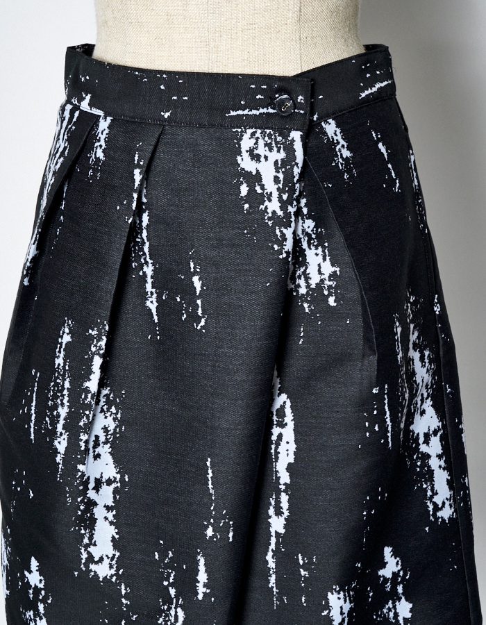 Woodpecker Jacquard Short Pants / black | BOTTOMS,PANTS