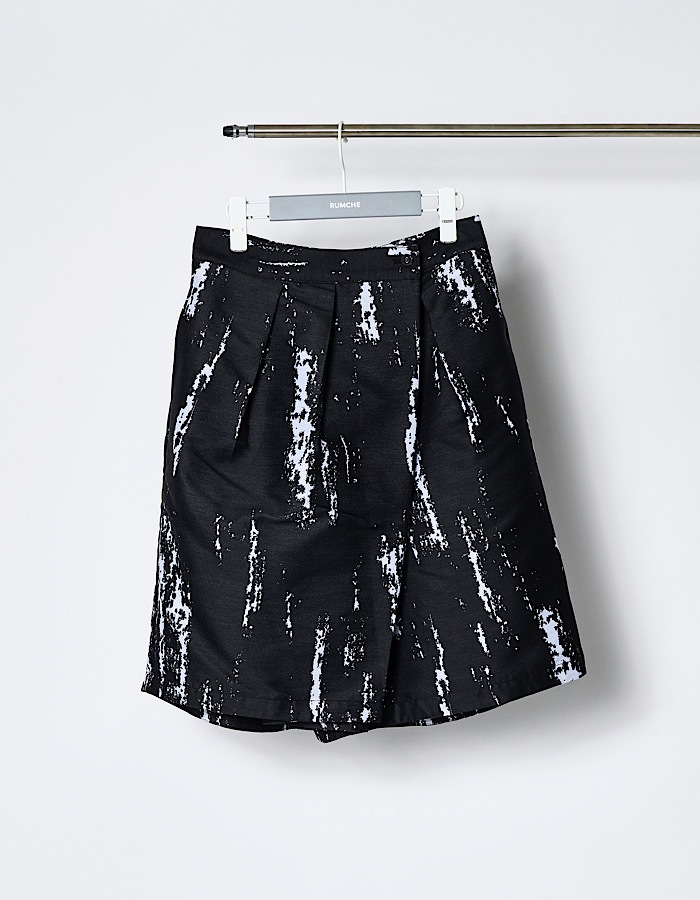 Woodpecker Jacquard Short Pants / black