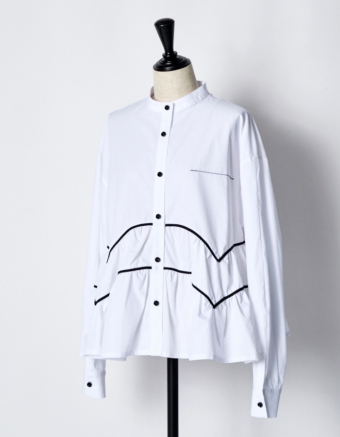 Piping Gathered Blouse / white
