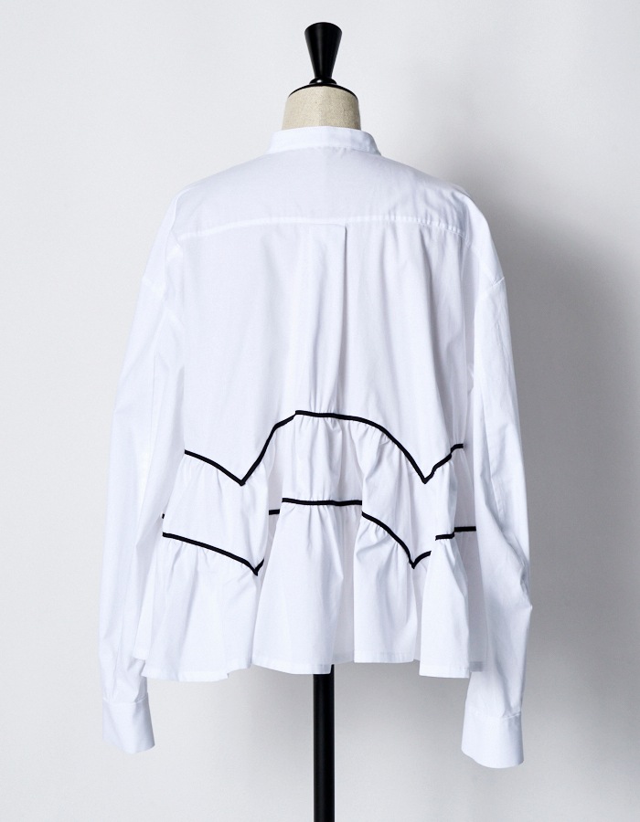 Piping Gathered Blouse / white