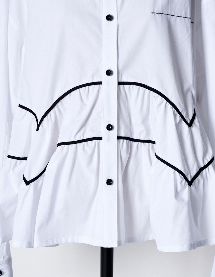 Piping Gathered Blouse / white