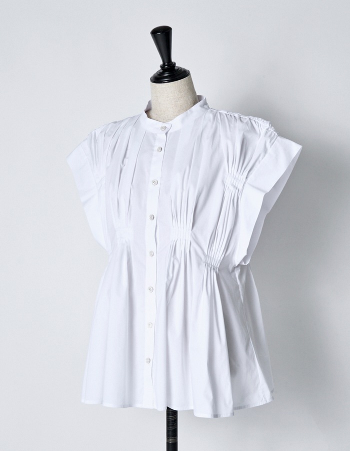 Cotton Bundled Tuck Blouse / white