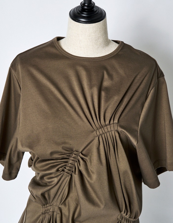 Bundled Tuck Cutsew Tops / khaki