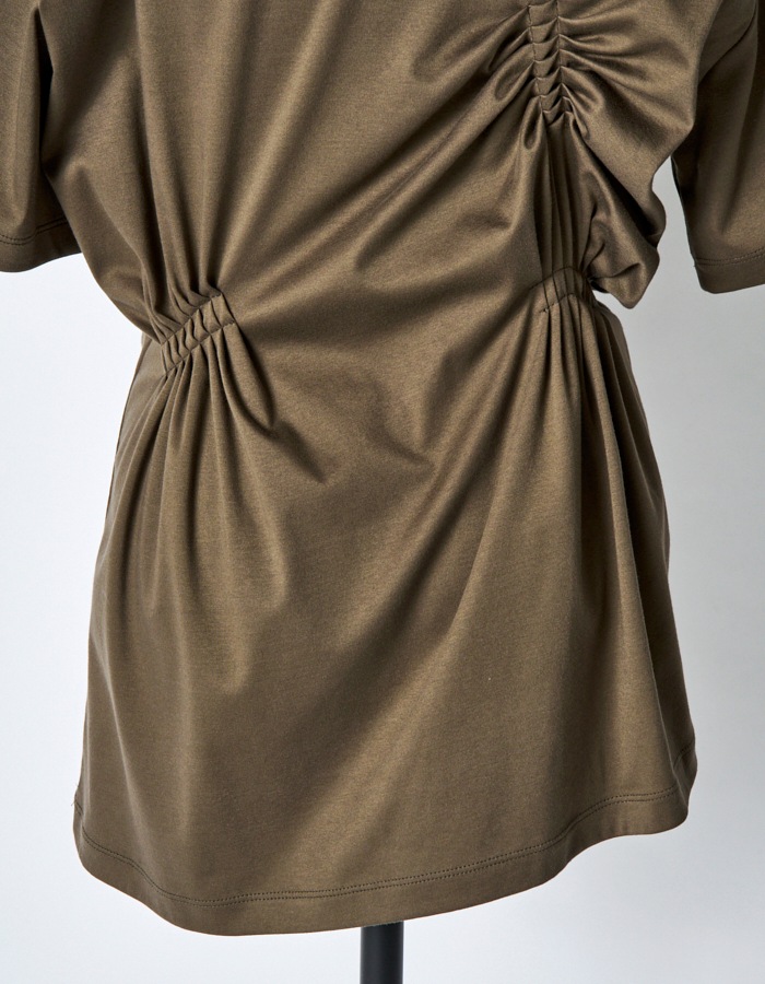 Bundled Tuck Cutsew Tops / khaki