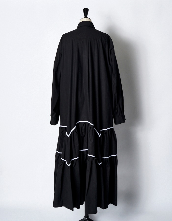 Piping Gathered Shirt Dress / black