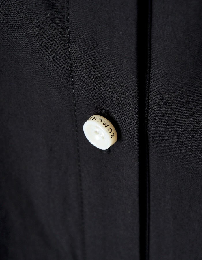 Piping Gathered Shirt Dress / black