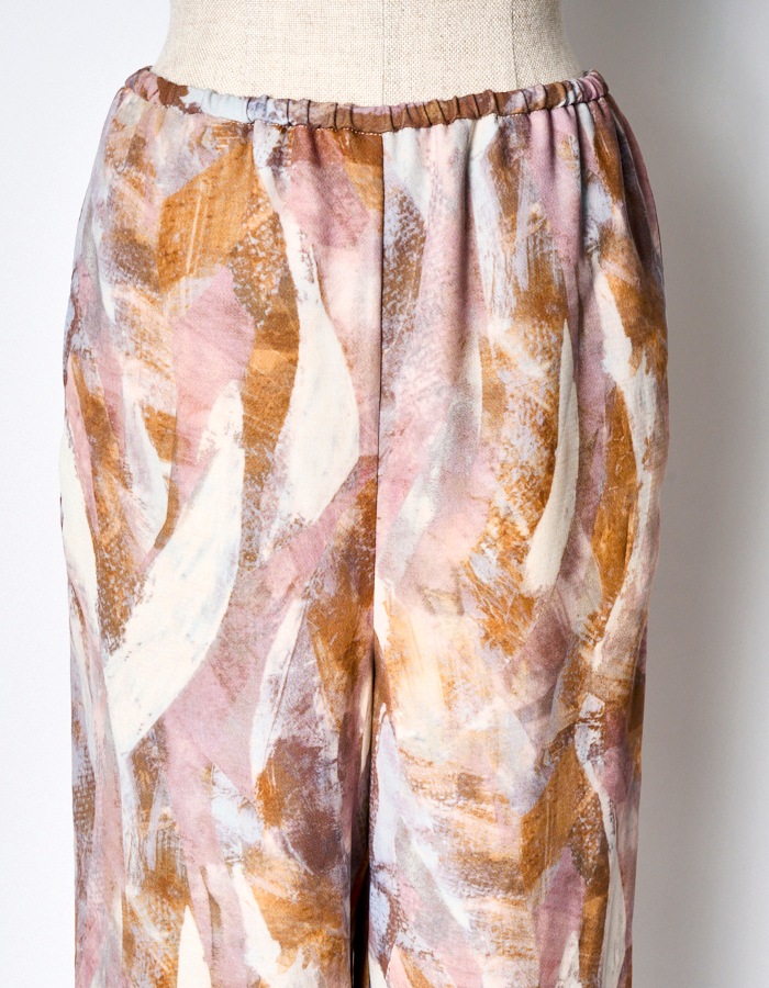 Wing Print Trousers / pink