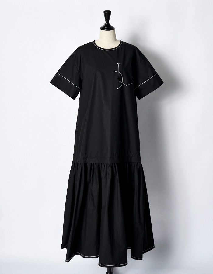 Stitch Gathered Typewriter Dress / black