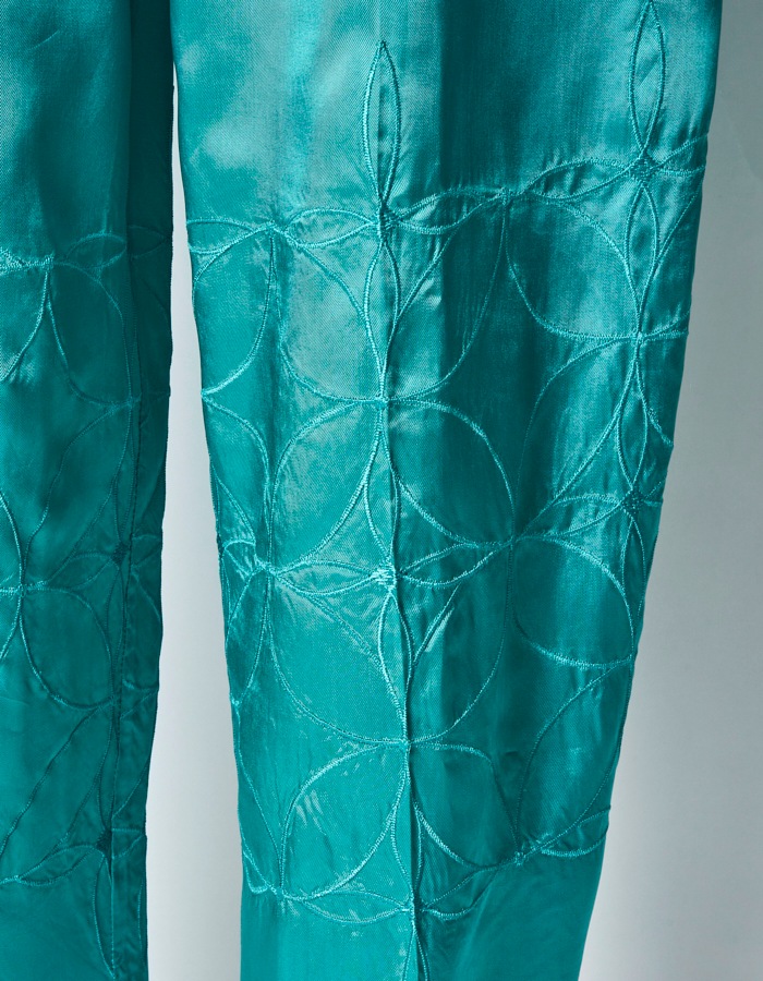 Tapa Pattern Embroidery Trousers / green
