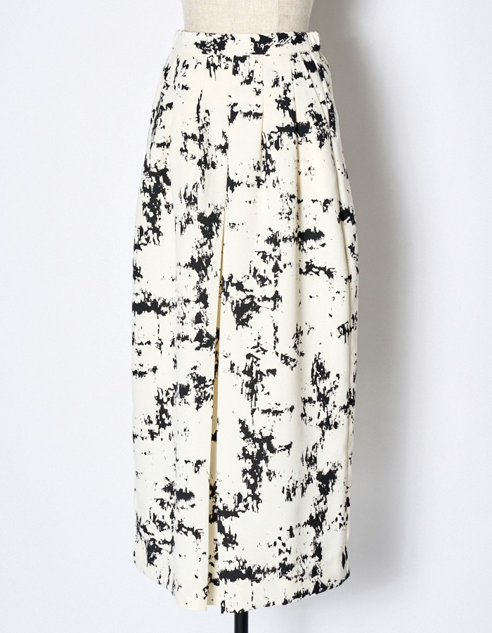 Abstract Paint Skirt / off white
