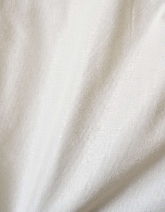 Bundled Tuck Skirt / off white