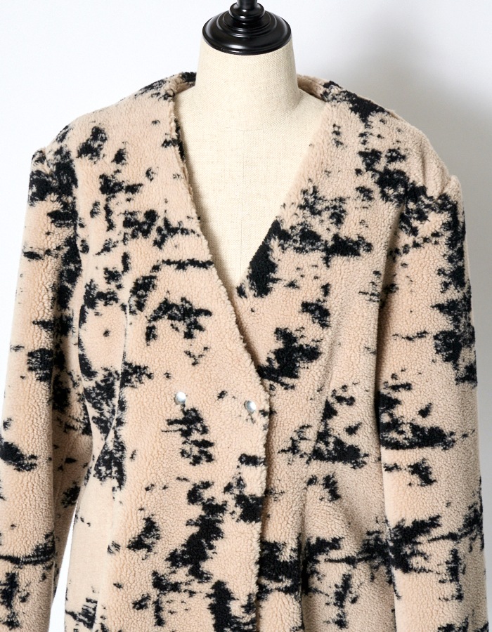 Abstract Paint Boa Jacket / beige