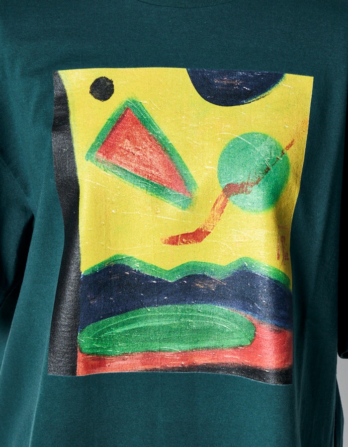 "Roy Taro" Art Print T-shirt / green