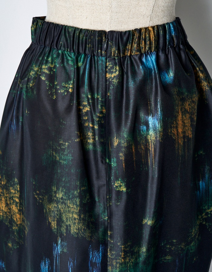 Corn Graphic Skirt / navy