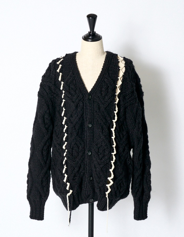 Deformation Cable Knit Cardigan / black