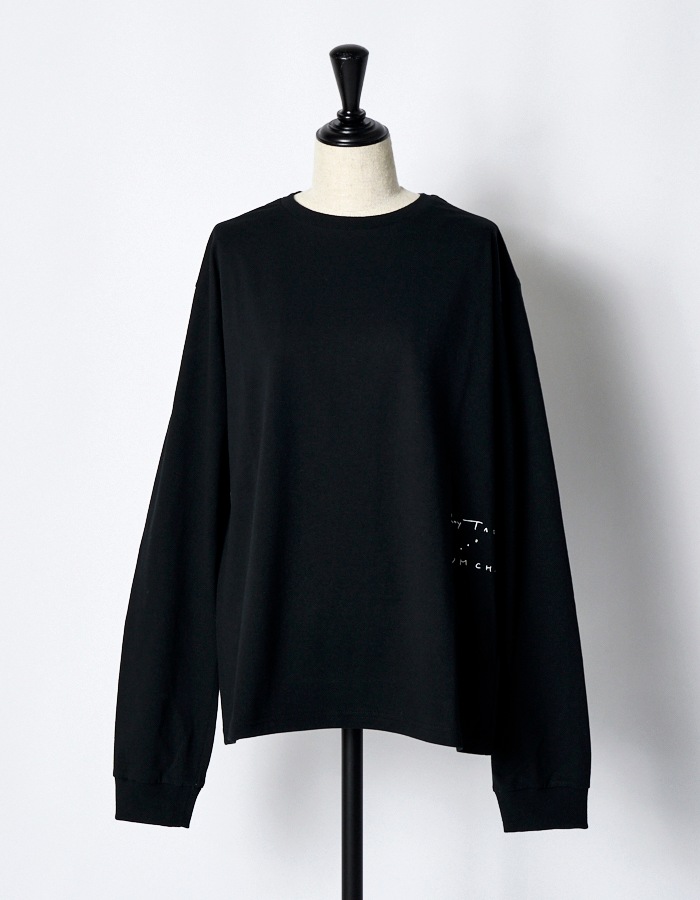 "Roy Taro" Art Print Long Sleeve T-shirt / black