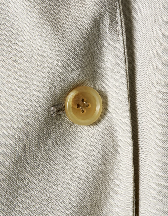 Layered Tuck Jacket / beige