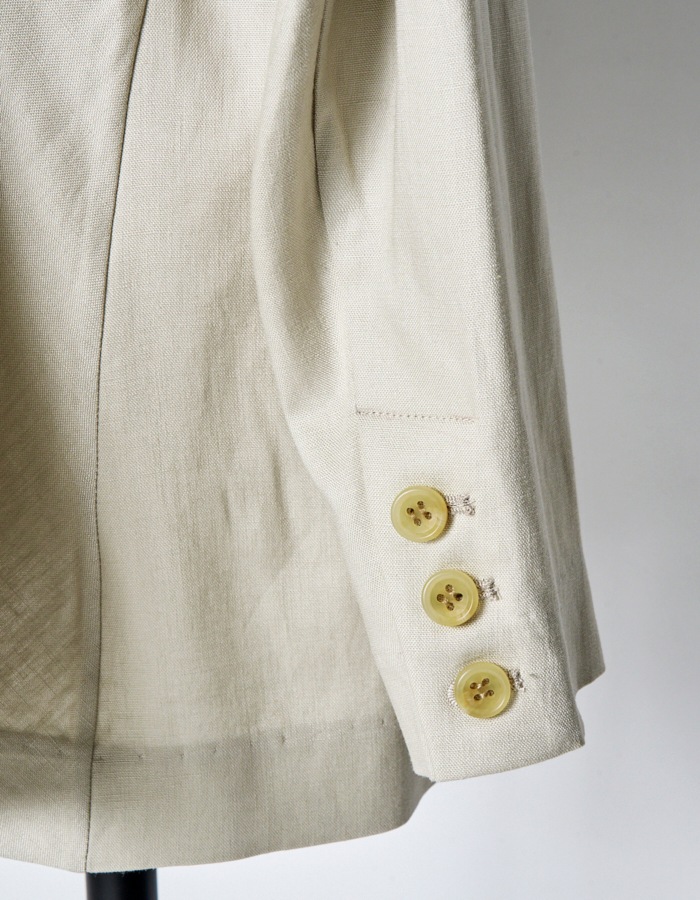 Layered Tuck Jacket / beige