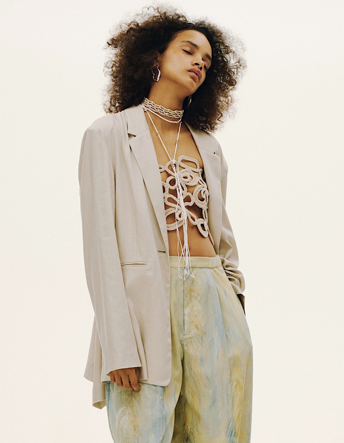 Layered Tuck Jacket / beige