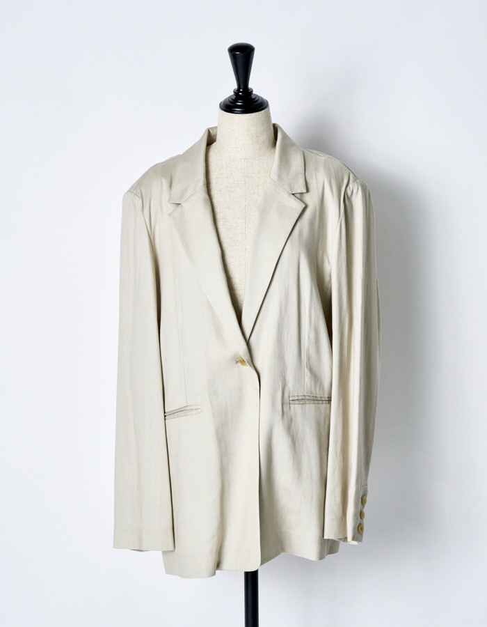 Layered Tuck Jacket / beige