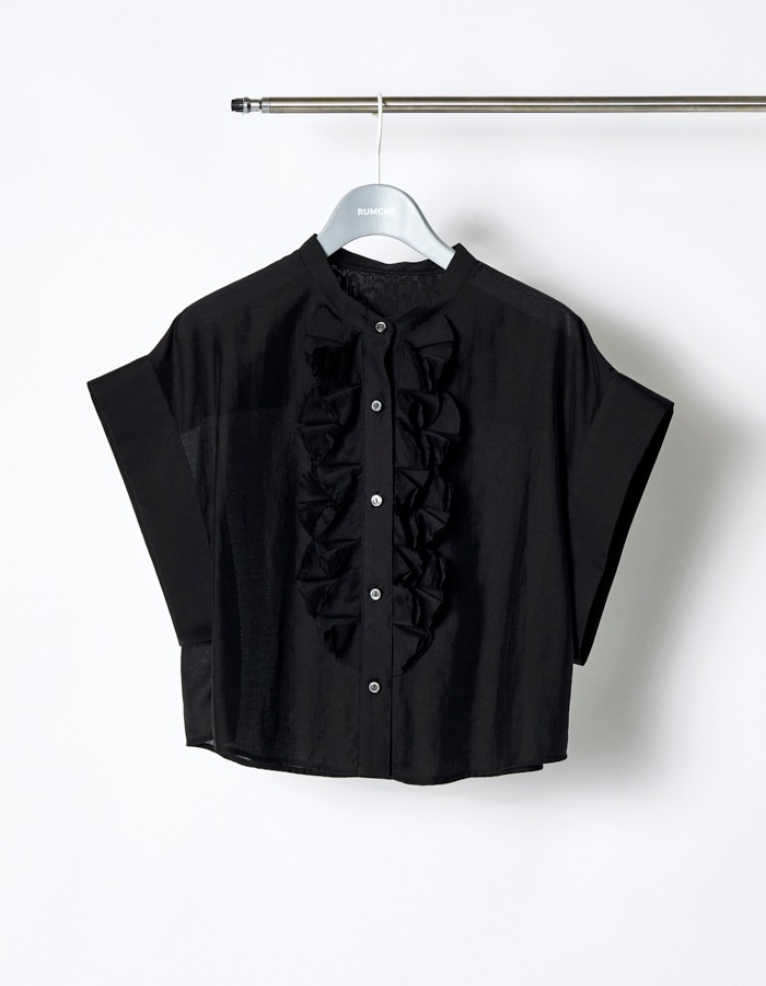 Half Moon Ruffle Short Blouse / black
