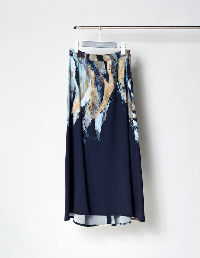 Wing Panel Print Skirt / navy