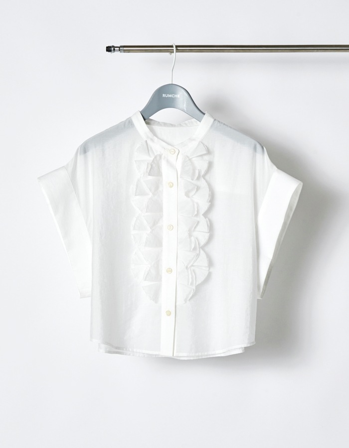 Half Moon Ruffle Short Blouse / white