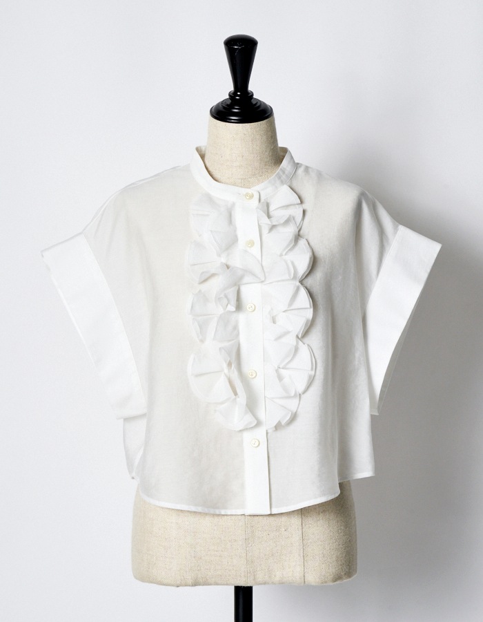 Half Moon Ruffle Short Blouse / white