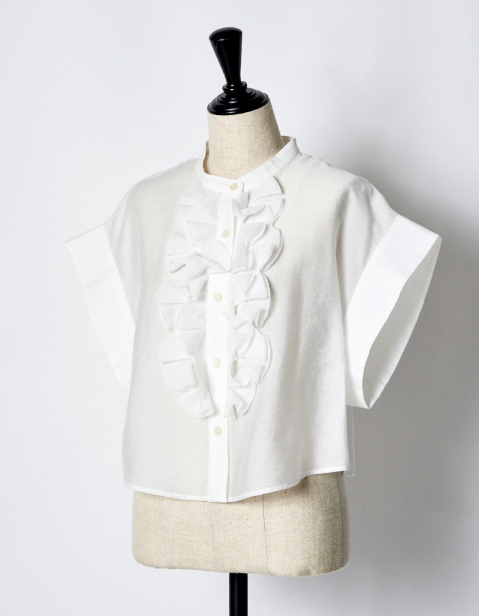 Half Moon Ruffle Short Blouse / white