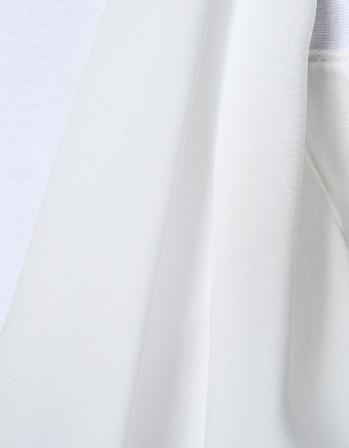 Moon Ruffle Cutsew Tops / white