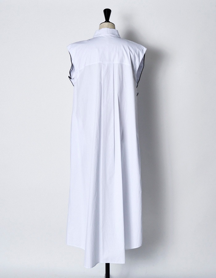 Ruffle Dress / white