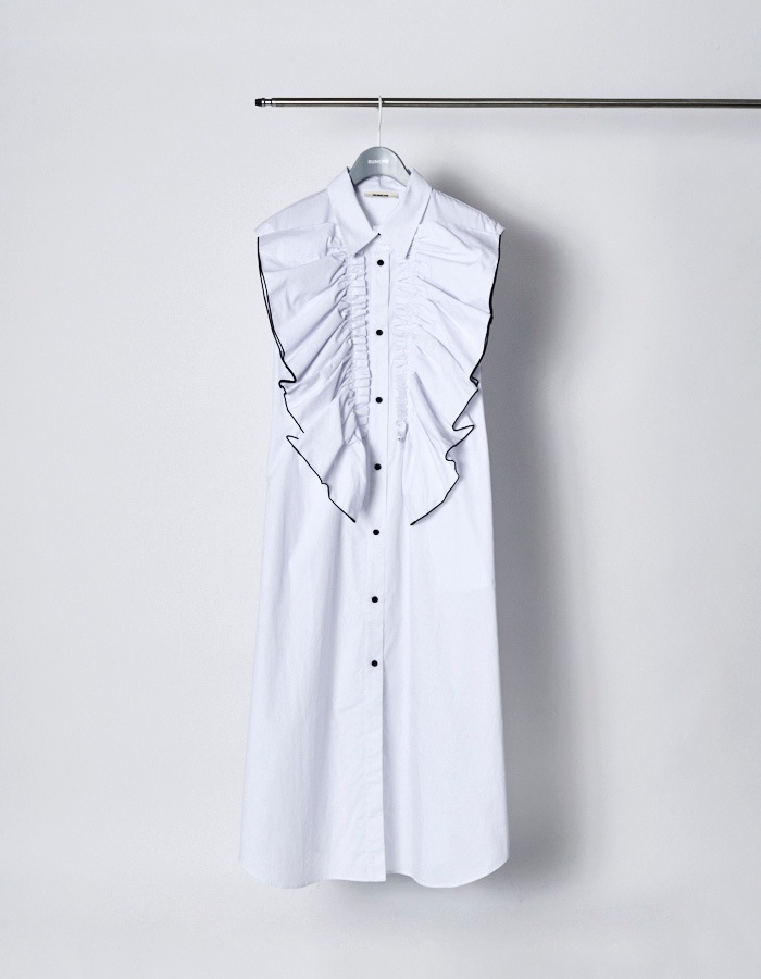 Ruffle Dress / white